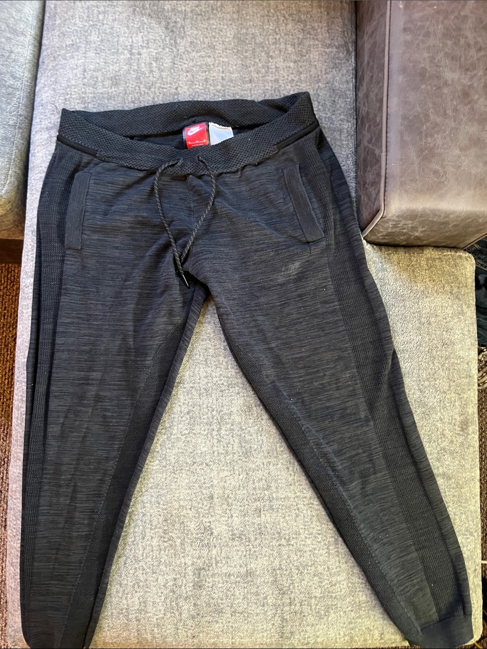 Nike Black Heathered Jogger Pants